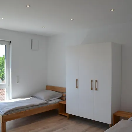 Mit Kueche, 2 Einzelbetten, Dusche, Parkplatz, Schnellem Internet, Ada3