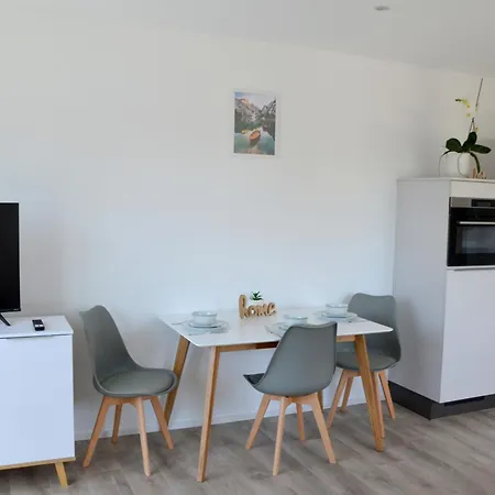 דירה Mit Kueche, 2 Einzelbetten, Dusche, Parkplatz, Schnellem Internet, Ada3 קולמבאך