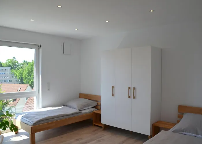 Mit Kueche, 2 Einzelbetten, Dusche, Parkplatz, Schnellem Internet, Ada3